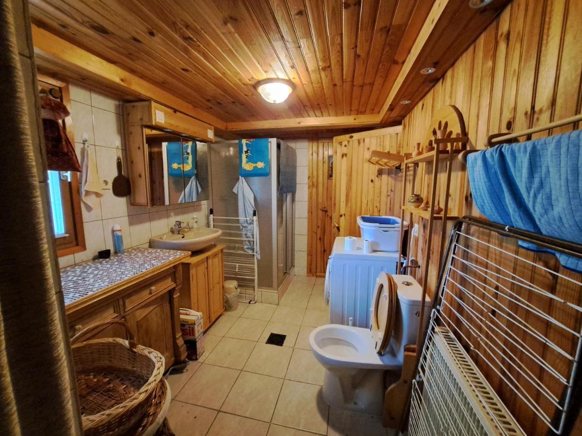 Cosy House In Picturesque Jura Vila Doucier Exterior foto